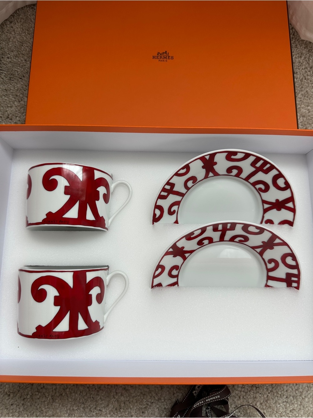 Hermès Balcon du Guadalquivir breakfast cup and saucer Set